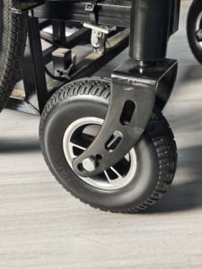 Fauteuil roulant électrique pour handicapés à usage intensif Fauteuils roulants motorisés debout et vers le bas pour handicapés - Product Image 4