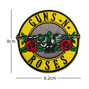 Parches tácticos redondos bordados de Guns and Roses para exteriores - Product Image 2