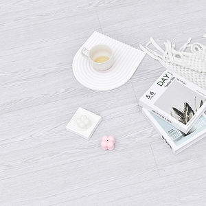 Piastrelle in Vinile Autoadesive Spesse Effetto Legno Grigio, Pavimentazione Impermeabile e Resistente all'Usura per Qualsiasi Stanza, <span class=keywords><strong>Rivestimenti</strong></span> per <span class=keywords><strong>Pavimenti</strong></span> Facili da Installare - Product Image 4