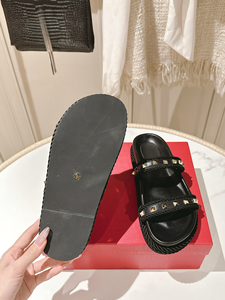 Sandalias planas con tachuelas marrones y correa trenzada para mujer, zapatillas de verano informales para la playa - Product Image 6