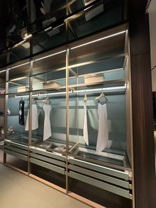 Armario <span class=keywords><strong>Poliform</strong></span> Europeo Elegante, Muebles Personalizables, Adecuado para Espacios Minimalistas de Alta Gama - Product Image 3