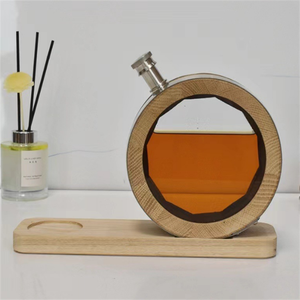 Carafe à whisky ronde en bois, bouteille de spiritueux en verre circulaire unique avec base en bois - Product Image 2