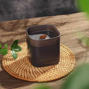 Bougie parfumée en cire de soja dans un bocal en verre fait à la main, avec mèche en bois, motif floral, huile naturelle saine, décoration de la maison, utilisation pour mariage, Noël - Product Image 5