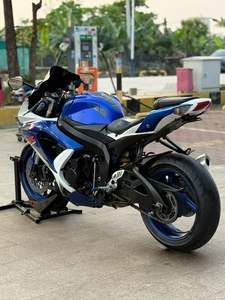 Motocicleta Suzuki K8 Pequeña R600 Usada de Gasolina - Product Image 6