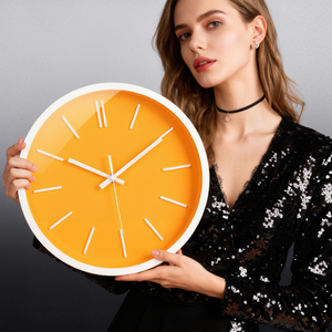 <span class=keywords><strong>Orologio</strong></span> da Parete Rotondo Minimalista Giallo Arancione, Silenzioso, a Batteria, al Quarzo, con Copertura in Vetro, da Appendere per Camera da Letto e Arredamento Casa - Product Image 1