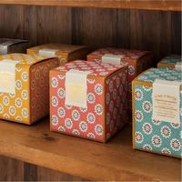 Emballage en carton pliable biodégradable personnalisé en gros pour gâteaux, biscuits, cookies, beignets avec logo