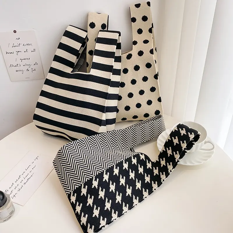 Novo padrão listrado preto e branco malha bolsa de compras portátil diário malha Tote Unisex Polka Dot malha sacos portáteis