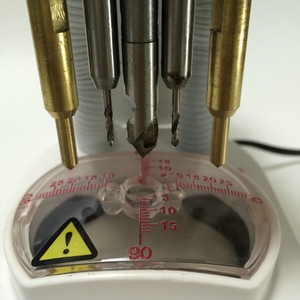 เครื่องเจาะแบบตั้งโต๊ะ Liangyou ขนาด 10 มม. สำหรับเจาะแม่แบบแว่นตา - Product Image 1