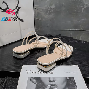 Sandalias de Novia con Tiras y Pedrería para el Verano 2025, Zapatos de Fiesta para Mujer con Tacón Ajustable y Antideslizantes - Product Image 3
