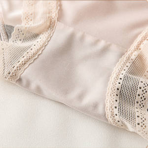 Celana Dalam Wanita Modis, Pakaian Dalam Wanita Nyaman Warna Solid Pink Langit Biru Mulus Renda Es Sutra - Product Image 5