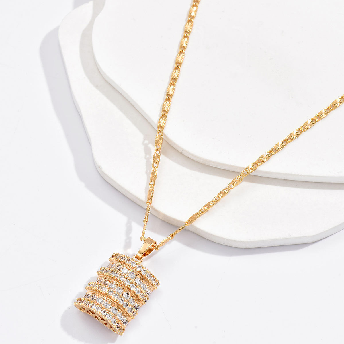 Colgante de zirconia chapado en oro para mujer, 18K, moda joven de