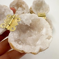 Personnalisation d'usine Artisanat en cristal naturel Agate blanche Boîte à bagues géode marocaine pour cadeaux