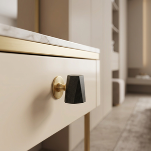 Perilla de cajón de piedra de martillo de latón AK en mango único con acabado negro y dorado para muebles de decoración Interior del hogar - Product Image 2