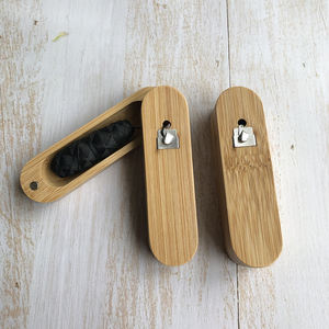 Filo interdentale al carbone di bambù con marchio a involucro individuale scegli filo interdentale vegano ecologico alla menta e mais con supporto in bambù - Product Image 6