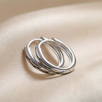 Anting Perak Sterling 925 EK615 untuk Wanita, Anting Cuff Keren dan Bergaya, Anting Hoop Minimalis Sederhana