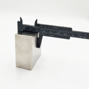 Imán <span class=keywords><strong>de</strong></span> bloque potente Imán <span class=keywords><strong>de</strong></span> neodimio N52 <span class=keywords><strong>de</strong></span> gran tamaño 50x50x50 Imán <span class=keywords><strong>de</strong></span> <span class=keywords><strong>cubo</strong></span> <span class=keywords><strong>de</strong></span> fuerza súper <span class=keywords><strong>grande</strong></span> - Product Image 6