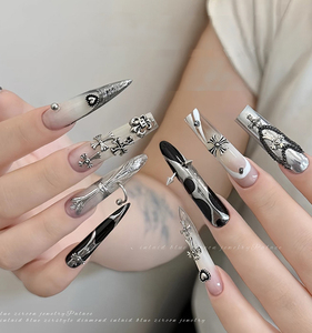 Ensemble de 12 breloques en métal en forme de cœur et de croix pour ongles, accessoires de bijoux pour nail art DIY, pour manucure professionnelle - Product Image 2