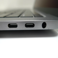 MacBook Pro 13 pollici (modello 2020) ricondizionato, Intel Core i5 1.4GHz, 8GB RAM, SSD 256GB, Grigio Siderale, con grafica integrata per OS 1