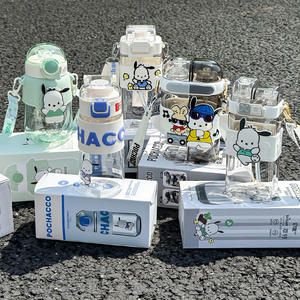 Bouteille d'eau Pochacco Tritan de grande capacité avec sangle pour enfants et filles, design de dessin animé mignon, tasse à boisson portable - Product Image 3