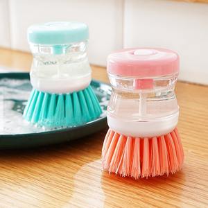 Brosse de nettoyage multifonctionnelle à poils en nylon pour la vaisselle, type distributeur de liquide, pour casseroles, poêles et bols - Product Image 1