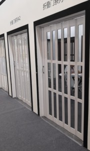 <span class=keywords><strong>Porte</strong></span> de <span class=keywords><strong>Garage</strong></span> pliable et transparente en Polycarbonate, magasin Commercial innovant 1 pièce - Product Image 4