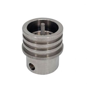 Vis en titane et aluminium usinées avec précision sur commande, avec services d'électroérosion à fil et de perçage - Product Image 6
