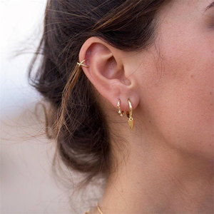 ROXI - Pendientes de Aro Redondos Minimalistas de Plata de Ley 925 con Cuentas Circulares para Mujer - Product Image 4
