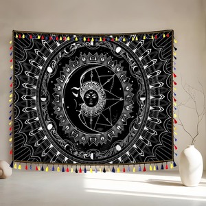 Grande <span class=keywords><strong>tapisserie</strong></span> murale dorée Mandala, décoration de chambre hippie, design indien d'artiste oriental, <span class=keywords><strong>motif</strong></span> imprimé, <span class=keywords><strong>tapisserie</strong></span> suspendue avec pompon - Product Image 4