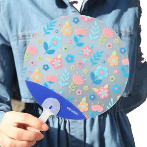 Éventail à main personnalisé en plastique écologique, motif dessin animé mignon, idéal pour cadeaux et promotions - Product Image 4