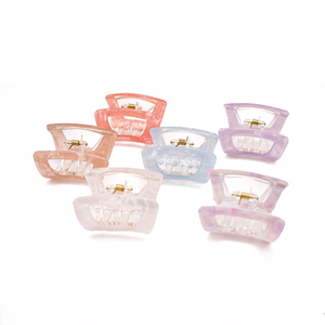 Pinzas para el pelo de PVC de acetato hueco geométrico de 6,5 cm al por mayor, accesorios para el cabello para mujer a bajo precio, pinzas para el pelo - Product Image 3