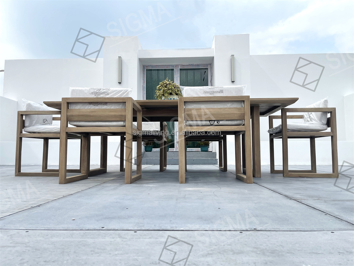 Custom Garden Furniture Set Handcrafted Teak Wood Dining Table All Weather Teak Solid Wooden Outdoor Dining Set