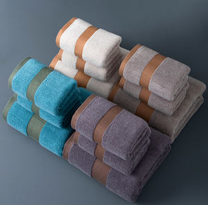 <span class=keywords><strong>Serviette</strong></span> <span class=keywords><strong>de</strong></span> <span class=keywords><strong>Bain</strong></span> <span class=keywords><strong>de</strong></span> Luxe Cinq Étoiles pour <span class=keywords><strong>Homme</strong></span>, 100% Coton, <span class=keywords><strong>Grande</strong></span> Taille, Séchage Rapide, Tissée Carrée, Couleur Foncée Haut <span class=keywords><strong>de</strong></span> Gamme - Product Image 5