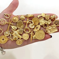 Vente en gros d'usine : Breloques plaquées or tendance pour la fabrication de bijoux, pendentifs en acier inoxydable, accessoires pour fabricants de bijoux
