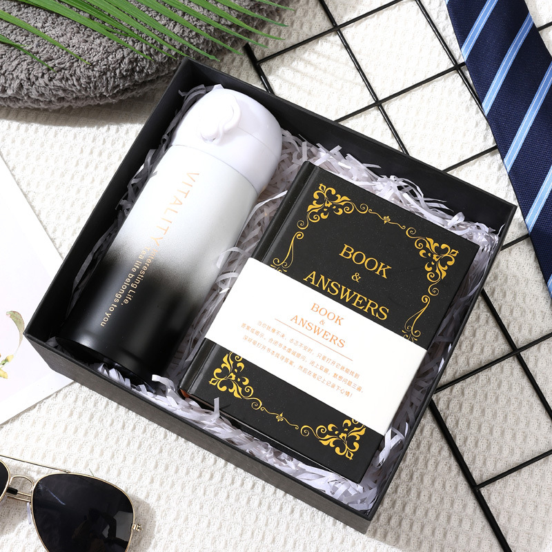 Thermos cup [gradient black + book of answers]
