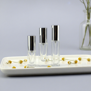Venta al por Mayor de Botellas de <span class=keywords><strong>Perfume</strong></span> de Vidrio Cuadradas de 3ml y 5ml, Atomizadores Vacíos con Tapas Metálicas - Product Image 4