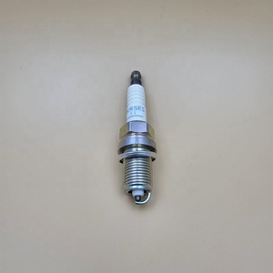 Autoparts Bougies d'allumage de voiture BKR5E BKR5E-11 BKR5ES-11 BKR5EY Bougies d'allumage de voiture dans les voitures - Product Image 4