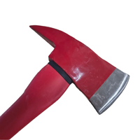 Hache de lutte contre les incendies professionnelle en acier au carbone robuste avec poignée en plastique rouge antidérapante pour le sauvetage d'urgence et le contrôle des incendies