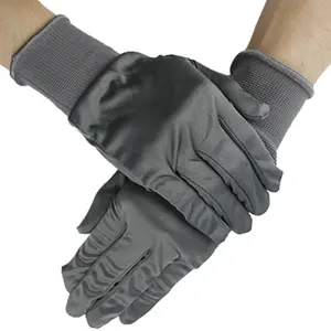 Hot sale high quality Microfiber hands Gloves For Christmas Tree Decoration gift gloves in Stock