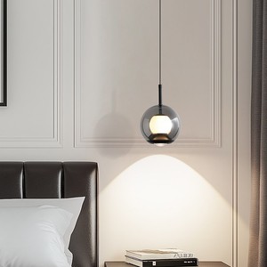 Lampada a sospensione da comodino The Small Moonlight Lamp, stile italiano di alta gamma, che offre una <span class=keywords><strong>luce</strong></span> per le stanze. - Product Image 3