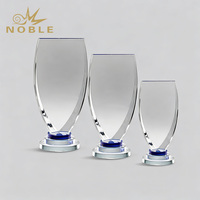 Plaque de cristal vierge de haute qualité et élégante, idéale pour les cadeaux d'affaires