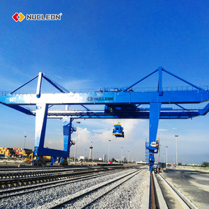 รถเครนติดตั้งบนราง RMG รุ่น Container Heavy Mobile Crane ขนาด 30 ตัน 35 40 สำหรับขาย 50 ตัน 70 ตัน 80 ตัน รถเครนติดตั้งบนราง RMG สำหรับตู้คอนเทนเนอร์ - Product Image 1