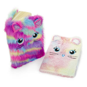 Journal A5 en peluche personnalisé avec broderie arc-en-ciel pour étudiants, couverture rigide, mignon et moelleux - Product Image 6