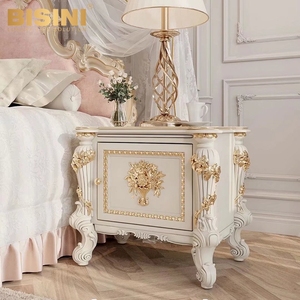 Elegante Set Camera <span class=keywords><strong>da</strong></span> <span class=keywords><strong>Letto</strong></span> Completo in Stile Principessa Francese con Testiera Imbottita e <span class=keywords><strong>Letto</strong></span> con Struttura in Legno Massello Intagliato - Product Image 6