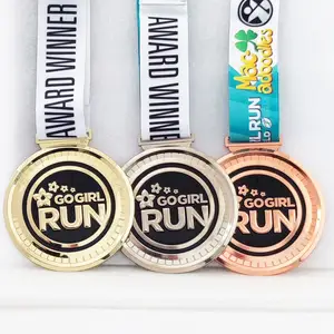 Medalha de metal 3D para corrida em maratona, medalha ultra triatlo dourada personalizada para corrida em menina, desenho por atacado