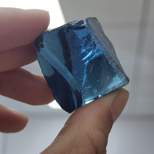 Materia prima nanositale non tagliata #1782 <span class=keywords><strong>topazio</strong></span> blu svizzero <span class=keywords><strong>colore</strong></span> sintetico Nano <span class=keywords><strong>pietra</strong></span> grezza <span class=keywords><strong>pietra</strong></span> per gioielli - Product Image 3