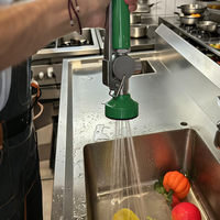 Robinet de cuisine commercial contemporain en laiton chromé à un trou, hauteur 47 pouces, avec douchette extractible pour pré-rinçage, montage sur plan de travail, pour restaurant
