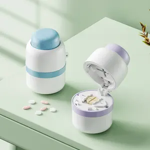 Boîte à pilules portable 2-en-1 avec coupe-pilules pour couper les pilules petites ou grandes en deux ou en quart, étui de rangement pour pilules de voyage - Product Image 1