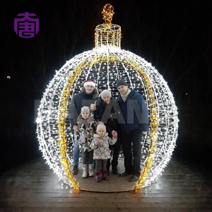 Wholesale 3D Sphere Metal Frame Christmas <b>Ball</b> Motif Light for Mall Plaza Garden - Product Image 3