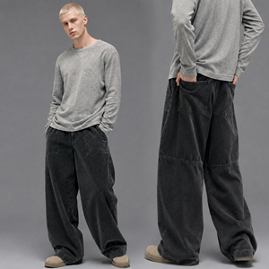 <span class=keywords><strong>Pantaloni</strong></span> da <span class=keywords><strong>uomo</strong></span> neri in <span class=keywords><strong>velluto</strong></span> a <span class=keywords><strong>coste</strong></span> lavato, a gamba larga, con cuciture curve, dettaglio a punta sul ginocchio, in cotone, personalizzabili con logo - Product Image 1