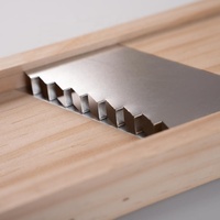 Mandoline Snijder Groentehakker 8mm Friet Snijder Gepatenteerde Uitvinding Handbeschermer Massief Hout Handmatig Gemakkelijk Schoon te Maken voor Ui